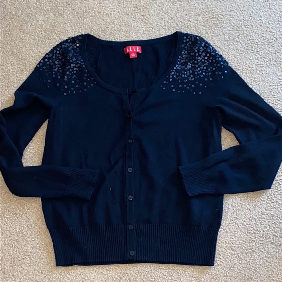 Black button up sweater by ELLE (AB) - Picture 4 of 9